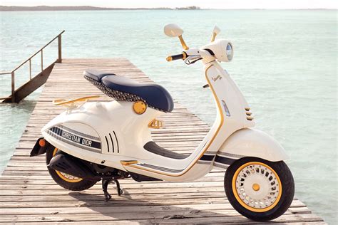 Vespa Christian Dior 946